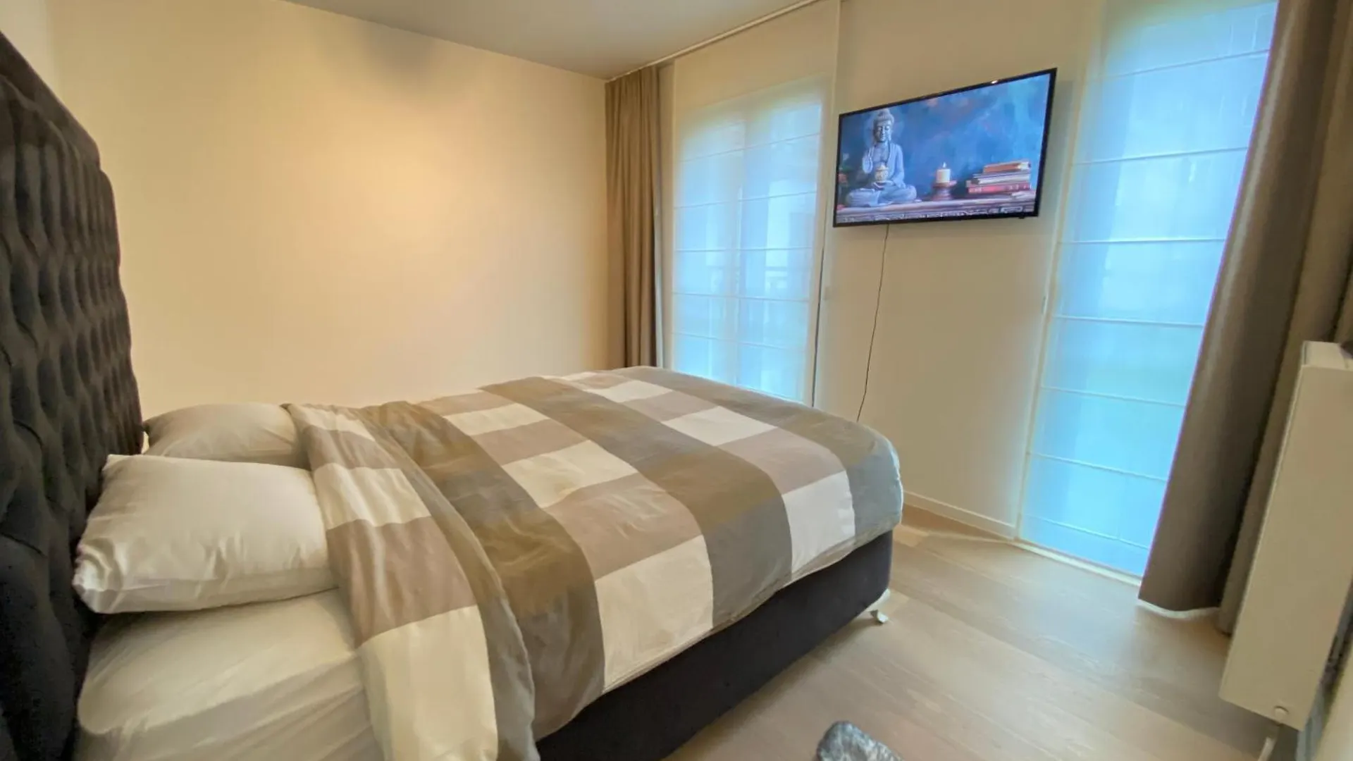 Appartement Residentiel Tour Et Taxis Et Parking Брюссель Бельгия
